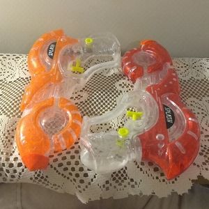 💫 Two Splash Water Pistols